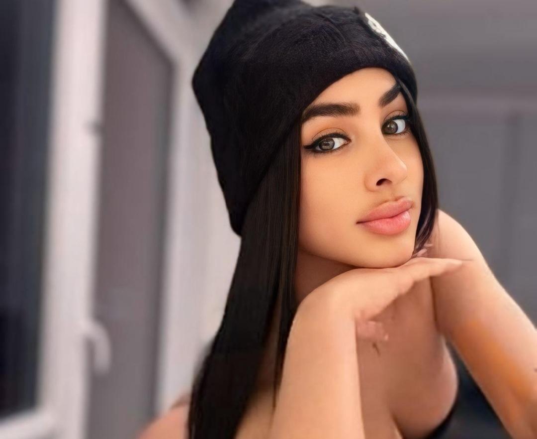 Chica busca chico en Almería: 