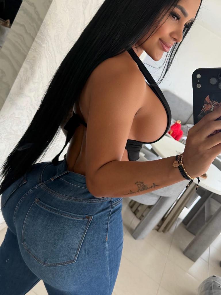 Chica busca chico en Lérida: 