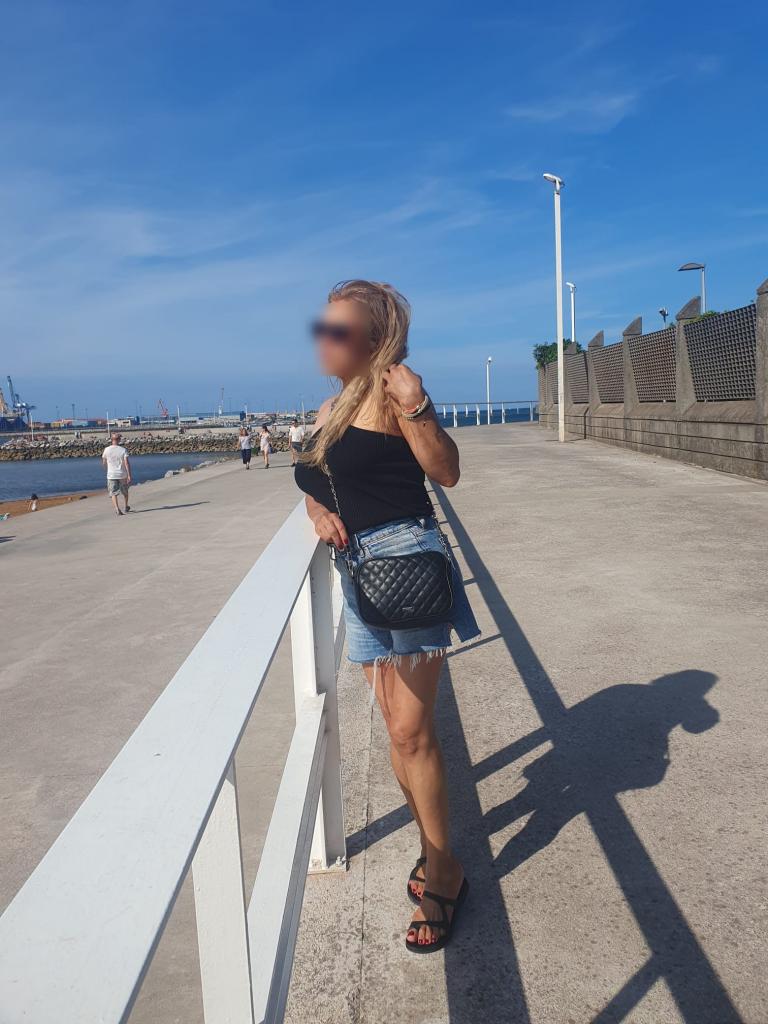 Chica busca chico en León: 