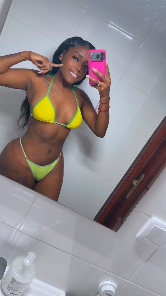 Chica busca chico en Cádiz: 