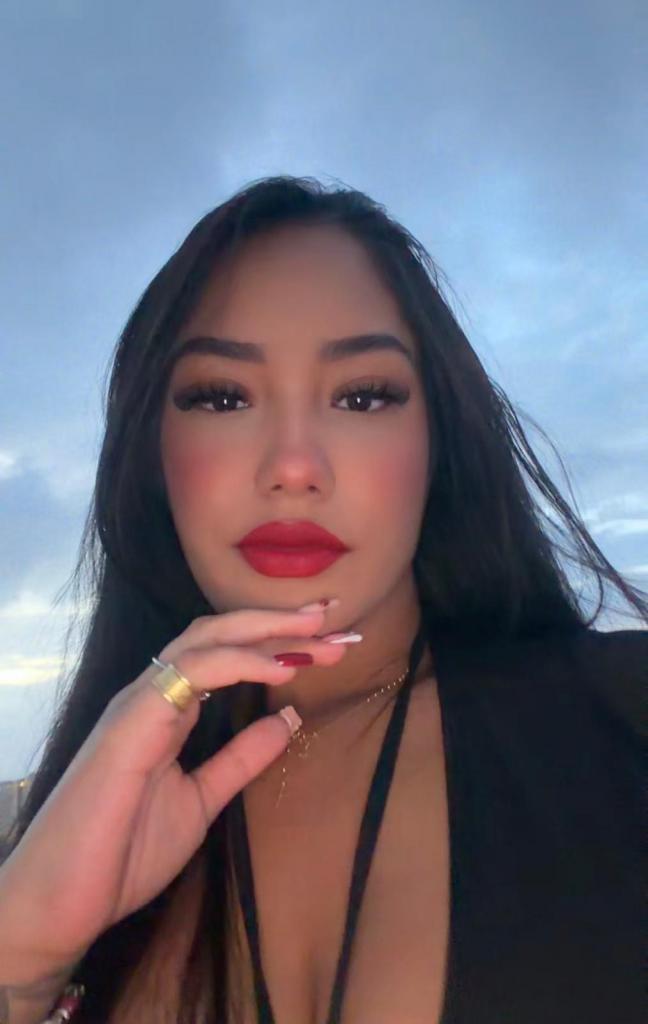 Chica busca chico en Valencia: Chica busca chico