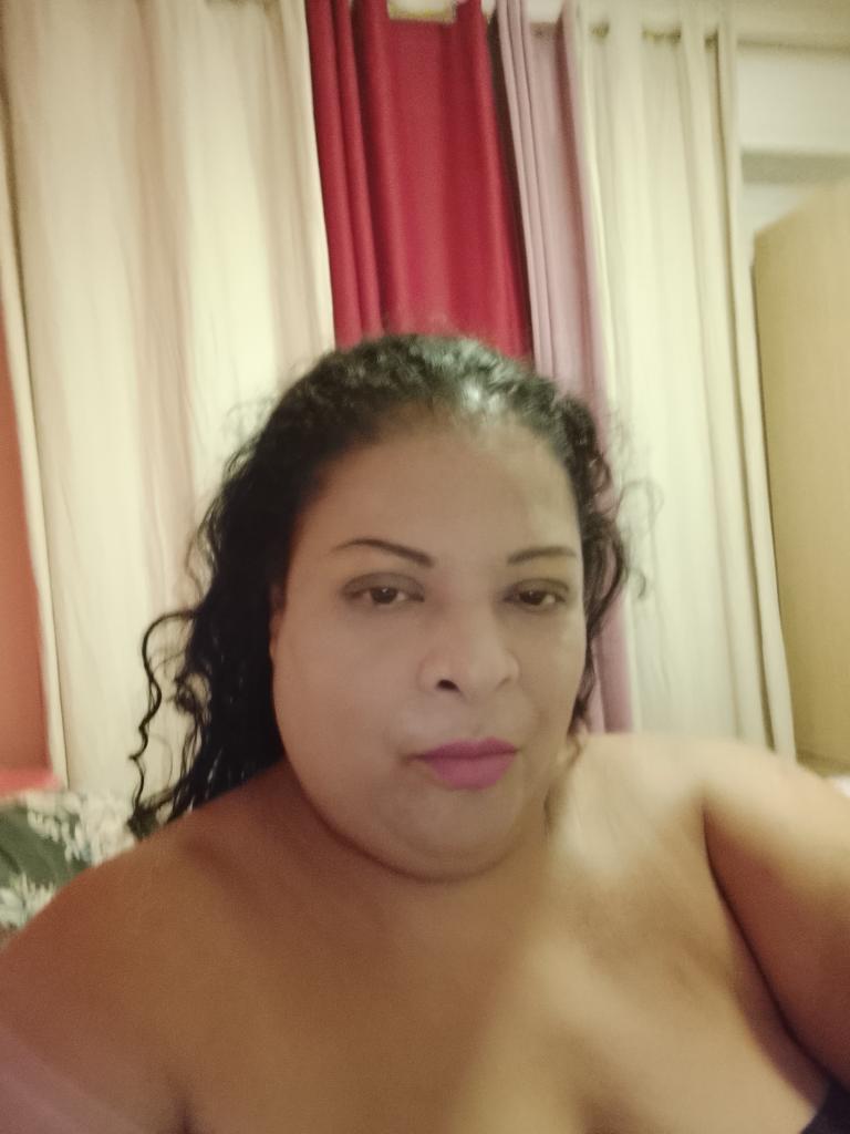672931038: Chica busca chico en Almería