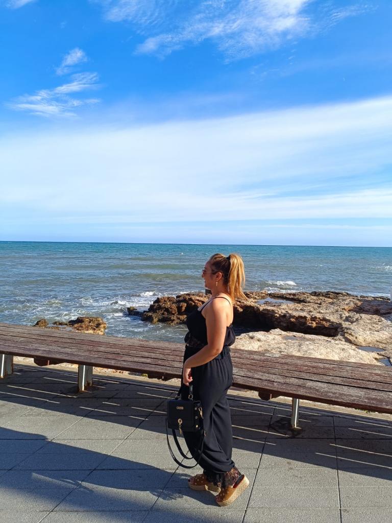 Chica busca chico en Alicante: 