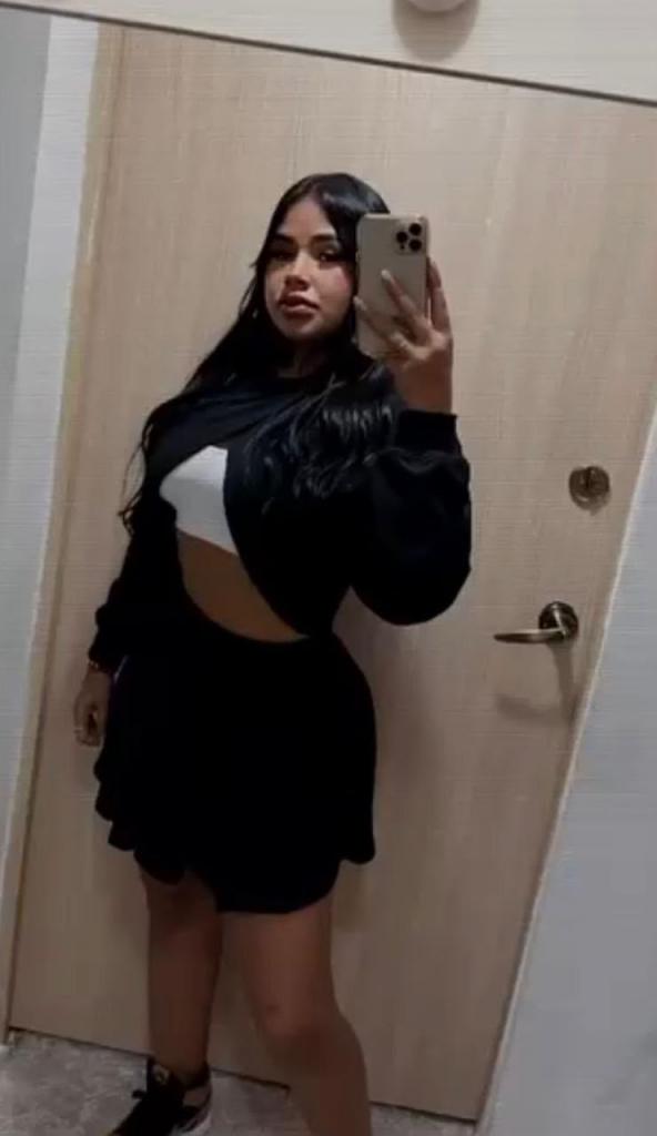 627642141: Chica busca chico en Sevilla