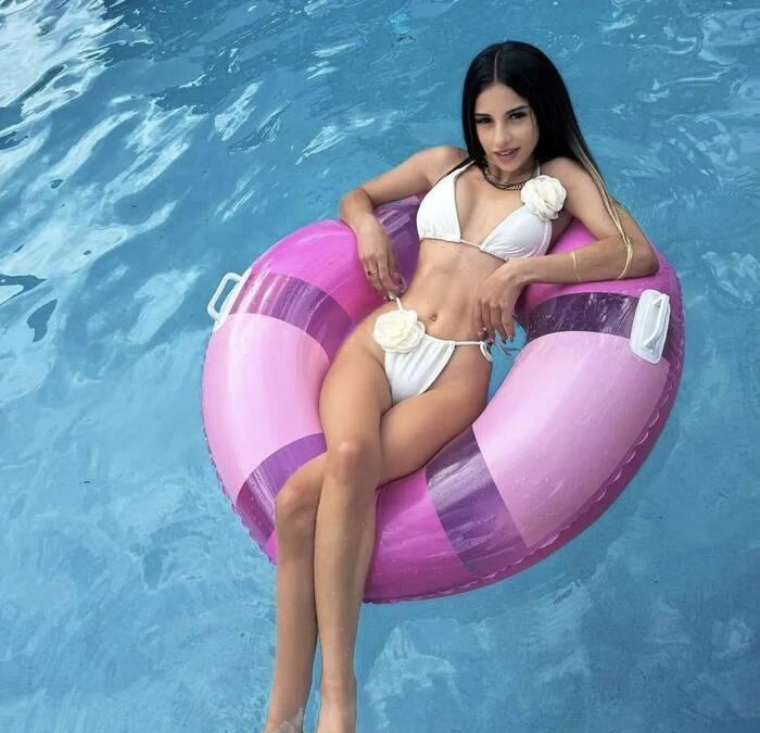 673336525: Chica busca chico en Barcelona