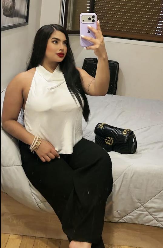 Chica busca chico en Zaragoza: Chica busca chico