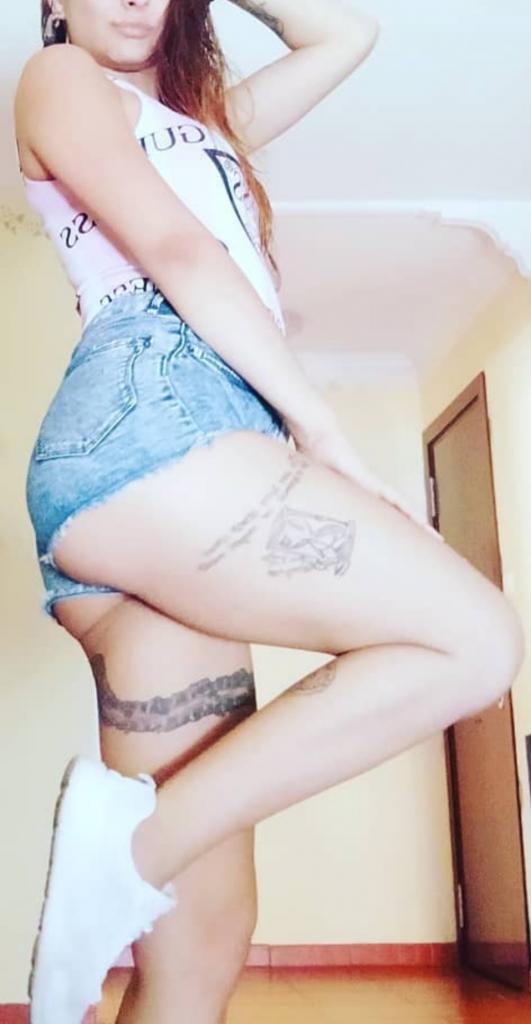 Chica busca chico en Sevilla: 