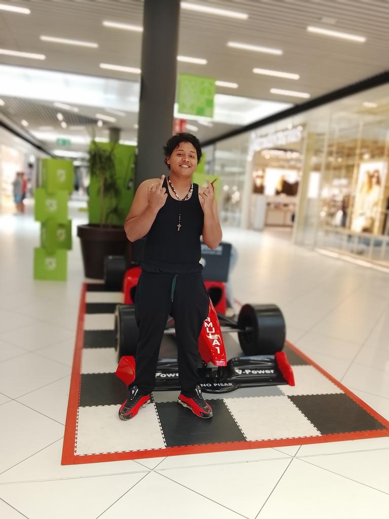 612448989: Chico busca chica en Córdoba