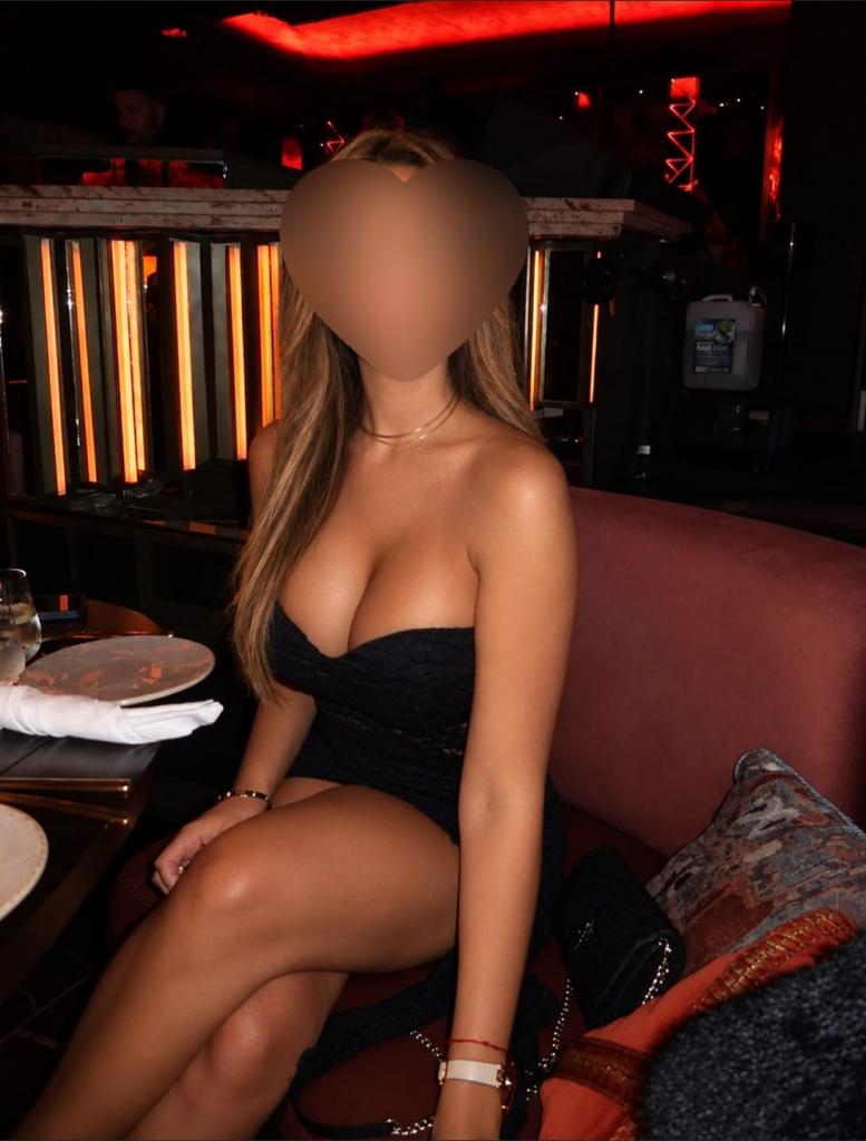 662167504: Chica busca chico en Málaga