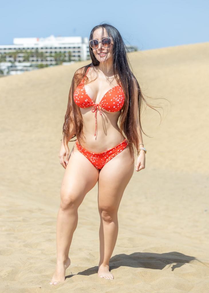 Chica busca chico en Cádiz: 