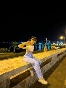 604243808: Chica busca chico en La Coruña