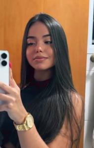 745018458: Chica busca chico en Gerona