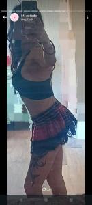 649061930: Chica busca chico en Sevilla