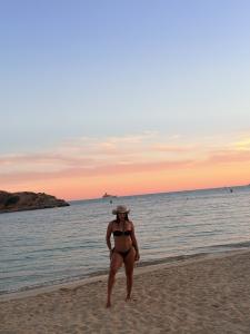647113646: Chica busca chico en Mallorca