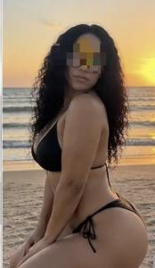 743084963: Chica busca chico en Gerona