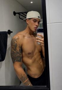 662452942: Chico busca chica en Valencia