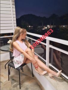 698388863: Chica busca chico en Zaragoza