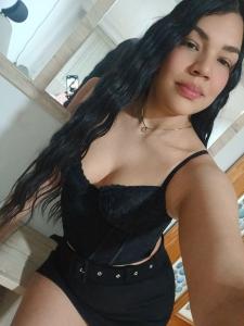 611256671: Chica busca chico en Murcia