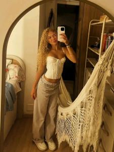 613336331: Chica busca chico en Madrid