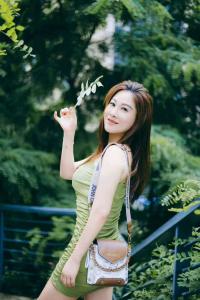 678088760: Chica busca chico en Barcelona