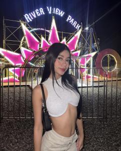 642089360: Chica busca chico en La Coruña