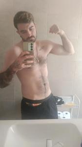 744602821: Chico busca chica en Málaga