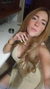 603965262: Chica busca chico en Sevilla