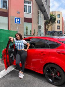 624765200: Chica busca chico en La Coruña