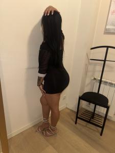 613853919: Chica busca chico en Madrid