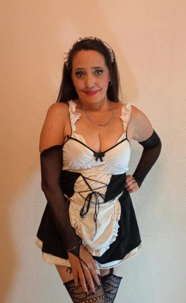 635303303: Chica busca chico en Madrid