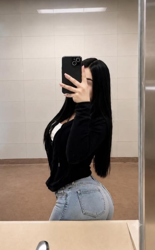 631429942: Chica busca chico en Tarragona