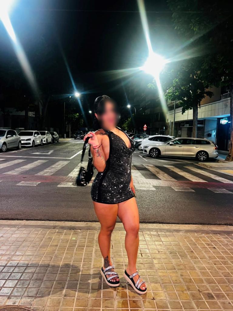 Chica busca chico en Lérida: 