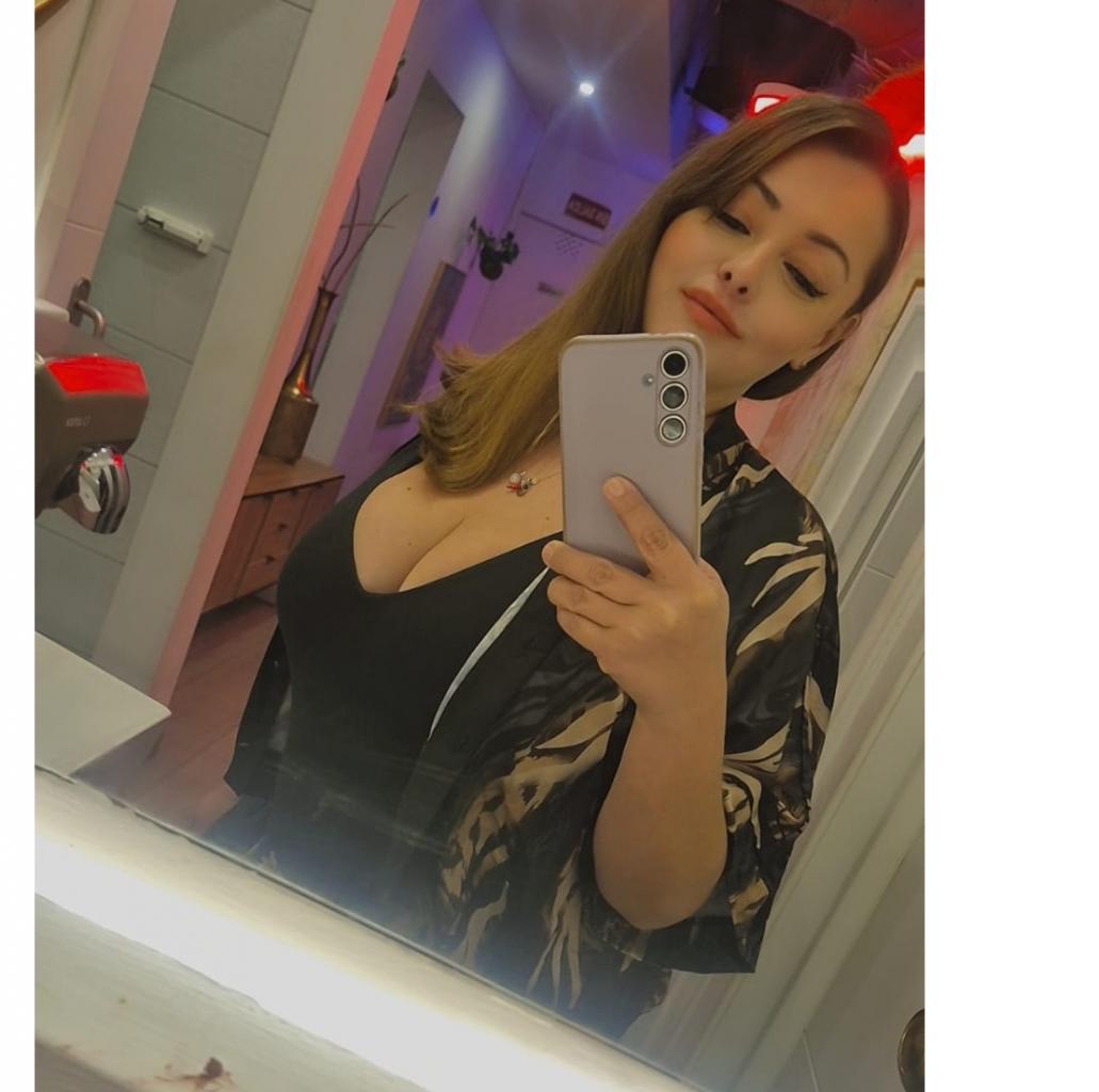 Chica busca chico en Tenerife: 
