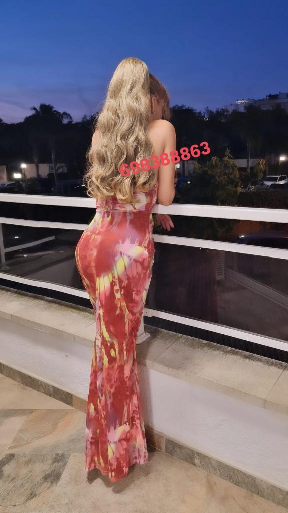 698388863: Chica busca chico en Tarragona