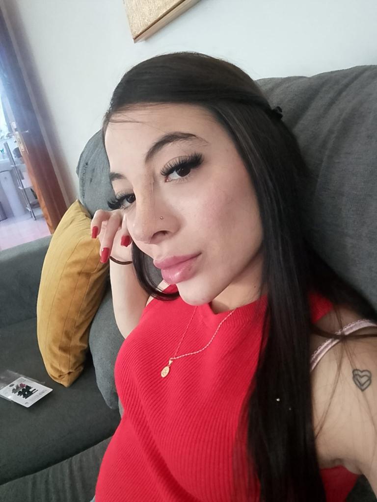 Chica busca chico en Ibiza: 