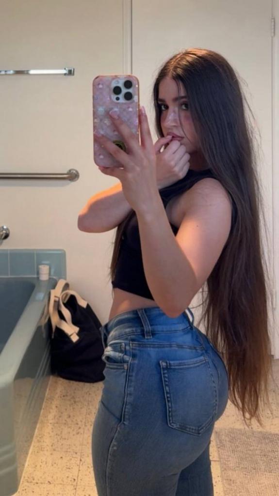 612469541: Chica busca chico en La Coruña