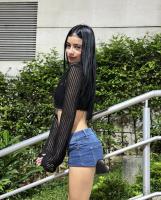 642089360: Chica busca chico en La Coruña