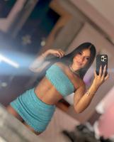 694239492: Chica busca chico en Barcelona