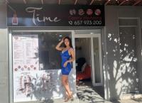 657973200: Chica busca chico en Gerona