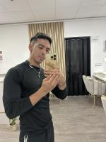 687204420: Chico busca chica en Barcelona