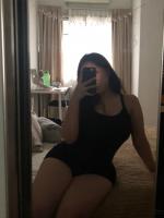 614915108: Chica busca chico en La Coruña