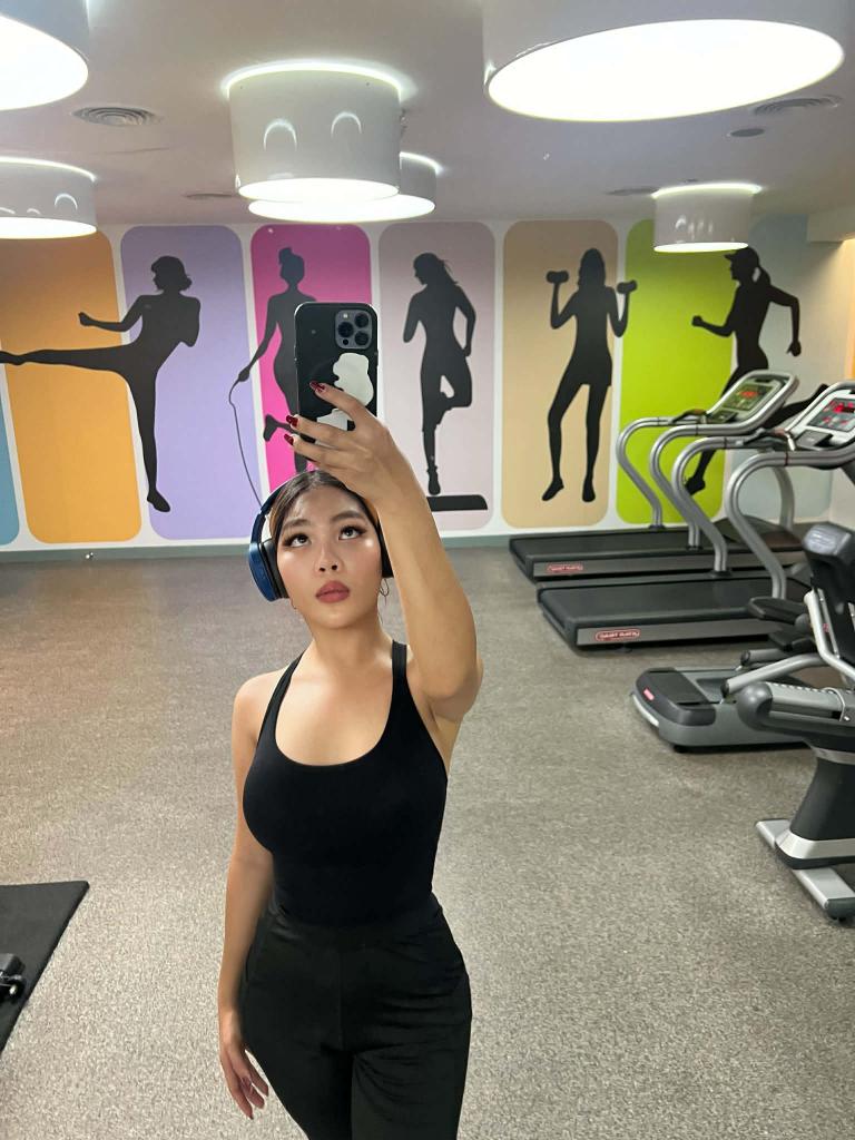 604279631: Chica busca chico en Málaga
