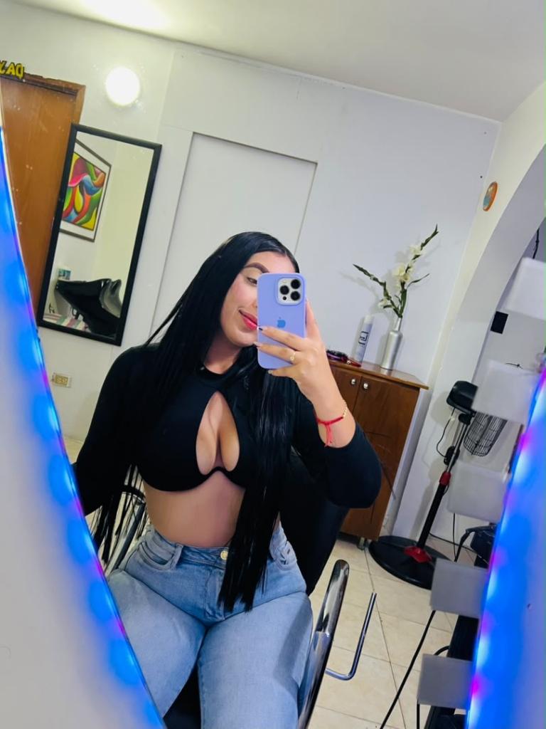 611260491: Chica busca chico en Huelva