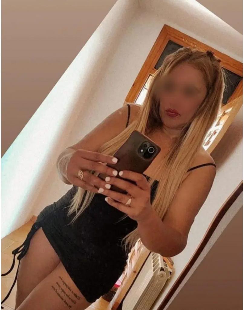 661188912: Chica busca chico en Madrid