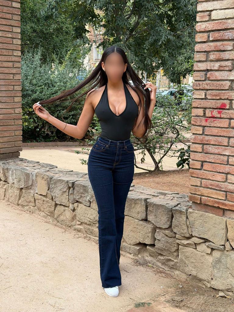Chica busca chico en Barcelona: Chica busca chico