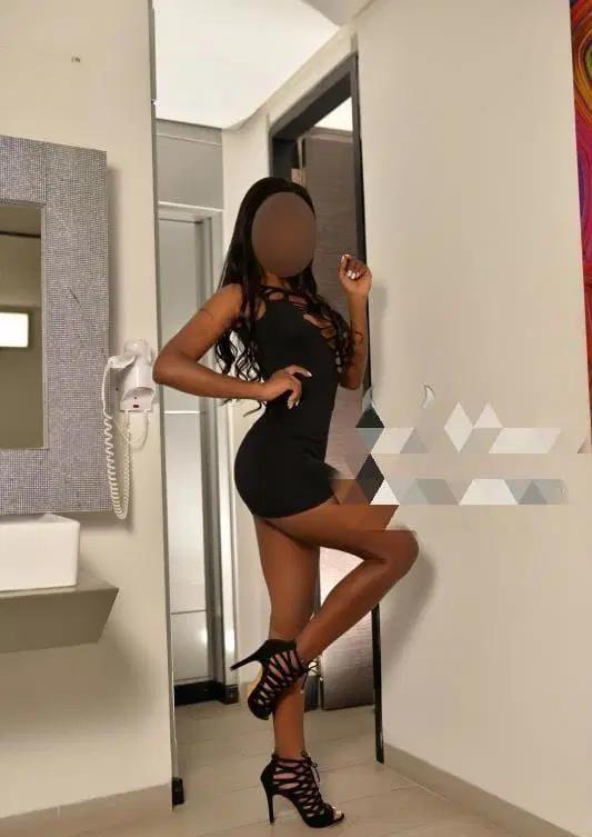 611943738: Chica busca chico en Tarragona