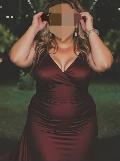 674564045: Chica busca chico en Cádiz