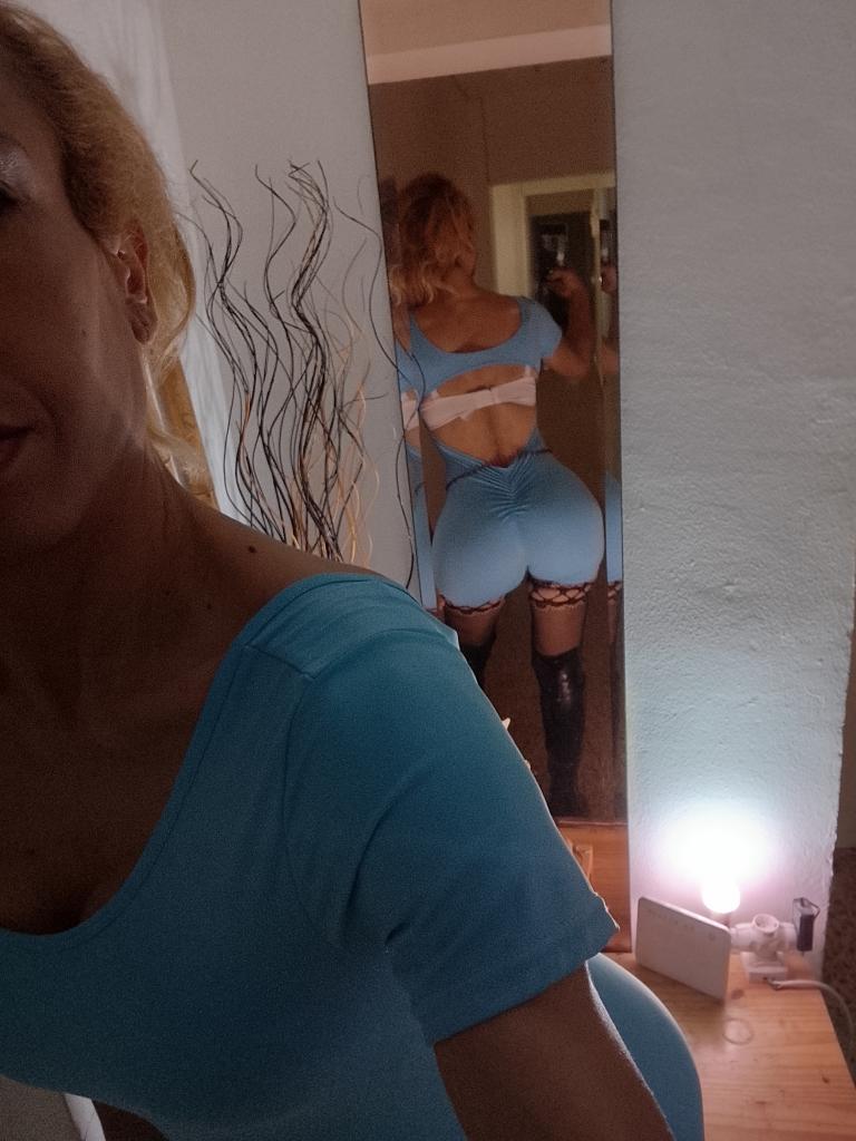 671357884: Transexual en Valencia