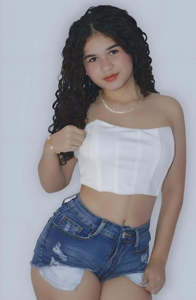 Chica busca chico en Tenerife: 