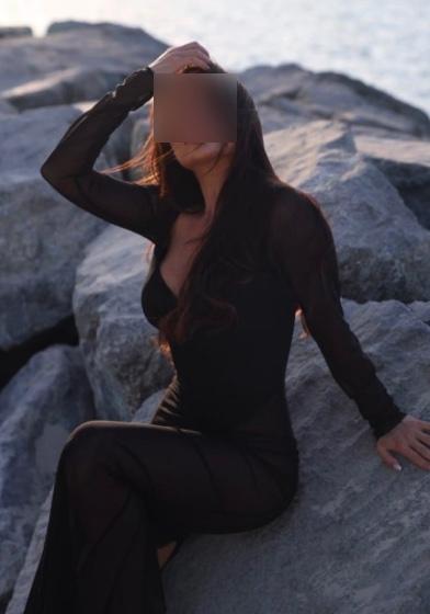 672928219: Chica busca chico en Alicante